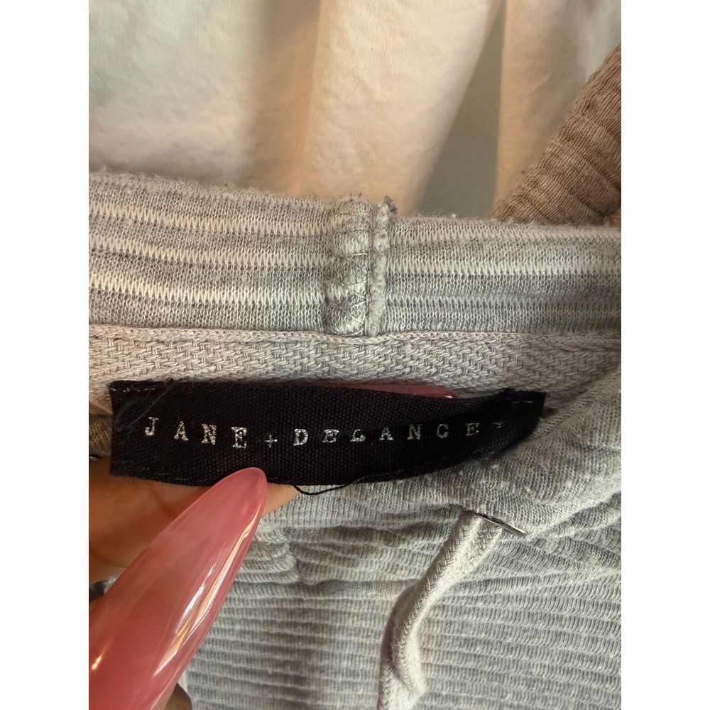 Jane + Delancey Gray Textured Ribbed Knit Hoodie Pullover Sweatshirt RN 155730 - Picture 2 of 5